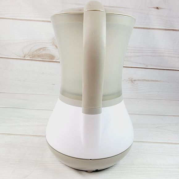 Back To Basics Cocoa Latte Hot Drink Maker with Dispenser Spout Model CM300W - Picture 3 of 13